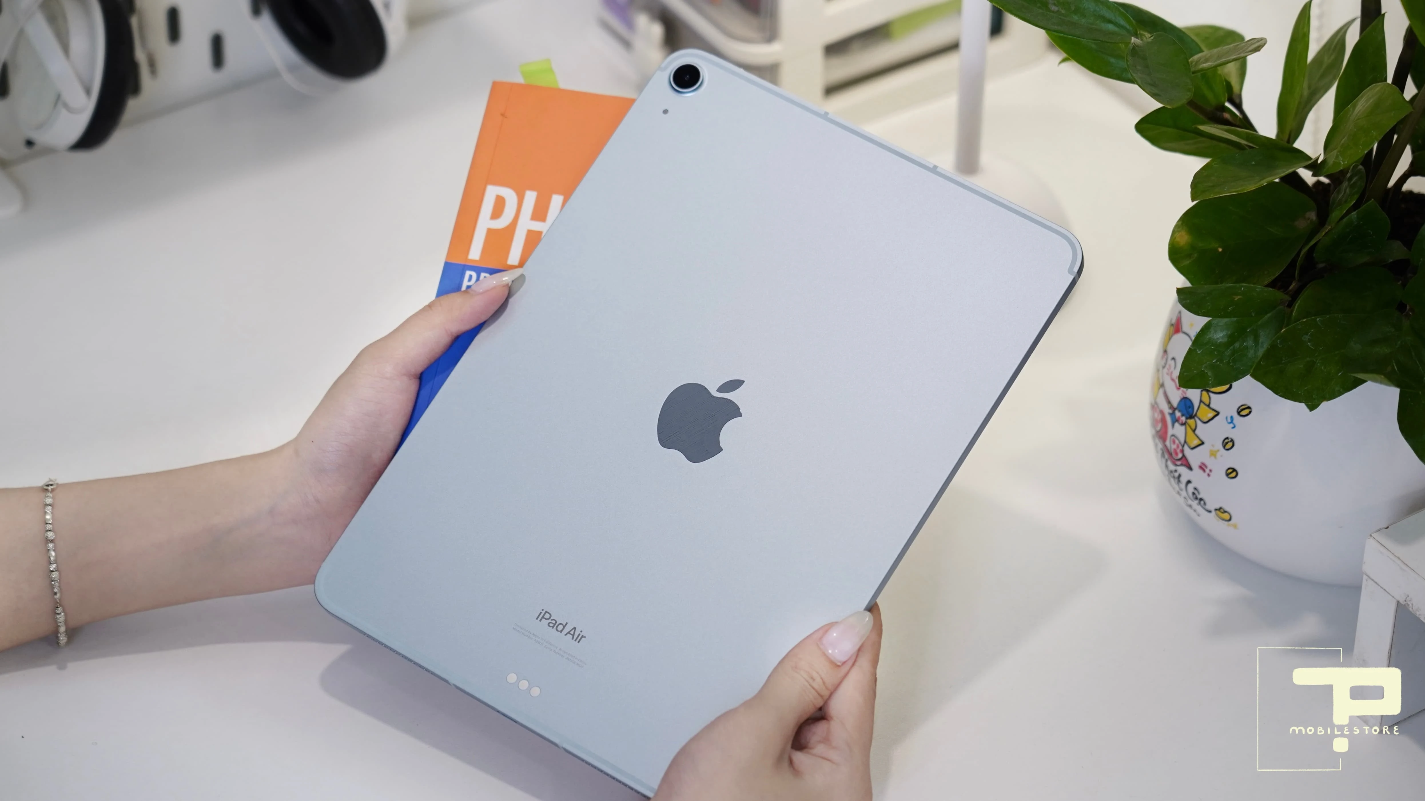 Tham-khảo-giá-iPad-Air-6-11-inch-wifi